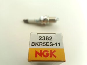 Свеча зажигания NGK BKR5ES-11/2382 Amulet (9004851157)