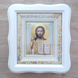 Ікона Господь Вседержитель, лик 10х12 см, у білому фігурному дерев'яному кіоті