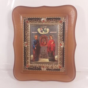 Ікона Визволителька Пресвята Богородиця, лик 10х12 см, у світлому дерев'яному кіоті з камінням