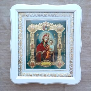Ікона Скоропослушниця Пресвята Богородиця, лик 15х18 см, у білому фігурному дерев'яному кіоті, тип 3