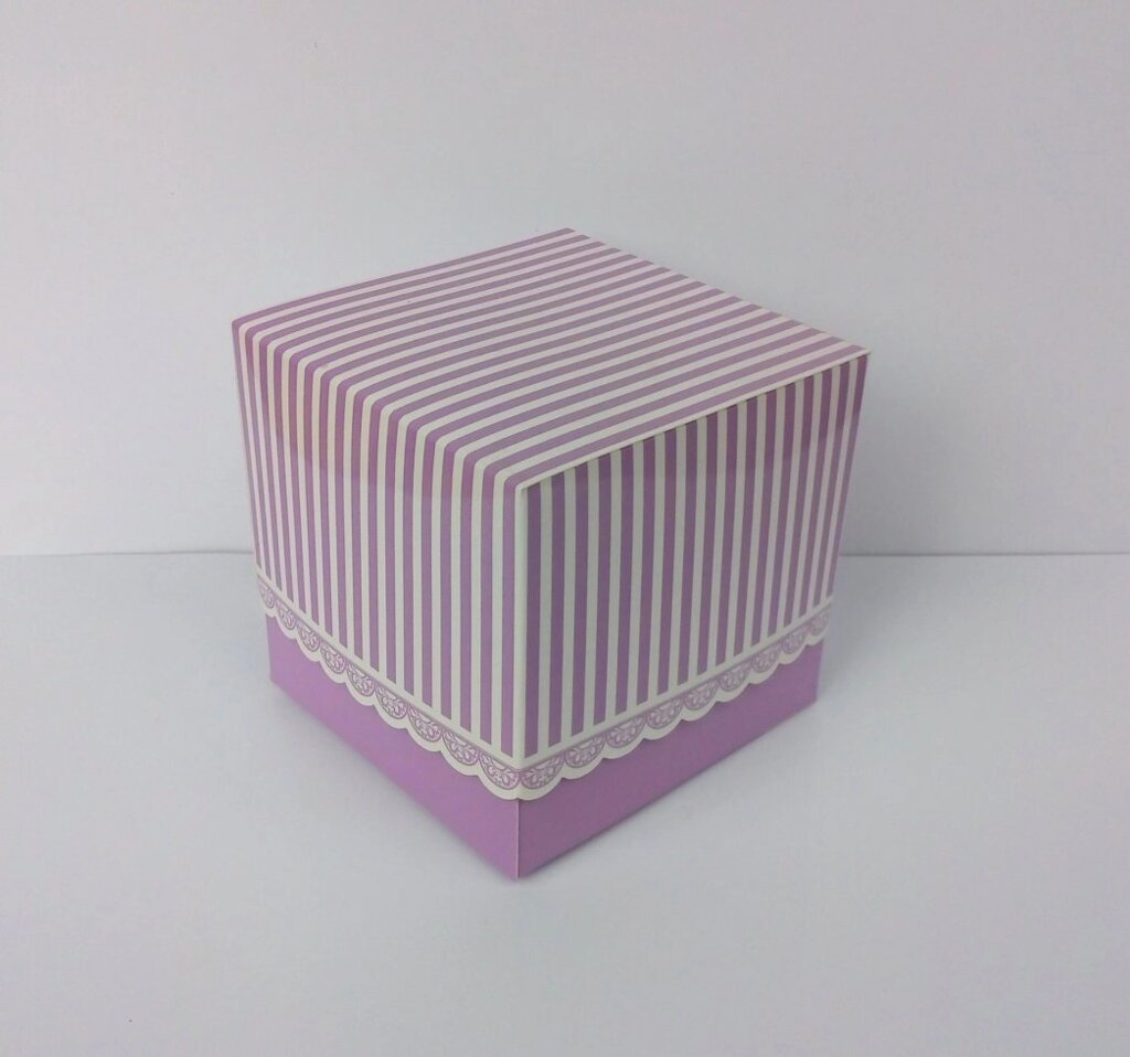 Коробочка фіолетова в смужку від компанії Інтернет магазин emmaus - фото 1