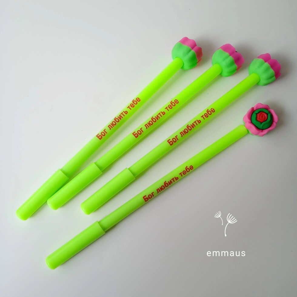 Кулькова ручка БОГ ЛЮБИТЬ ТЕБЕ (зелена з квіткою) від компанії Інтернет магазин emmaus - фото 1