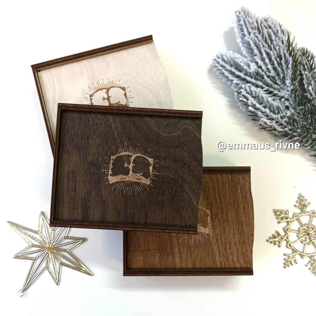 Набір біблійних віршів в дерев'яній коробочці від компанії Інтернет магазин emmaus - фото 1