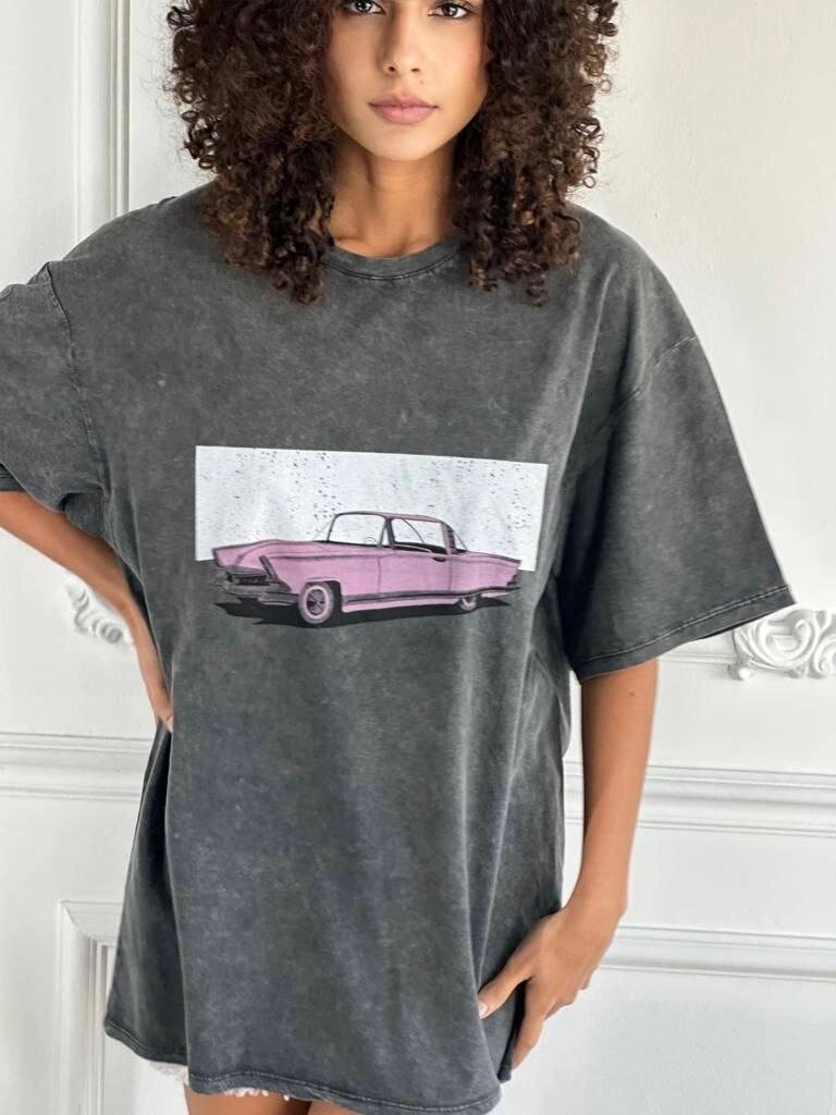 Жіноча  вінтажна футболка оверсайз принт автомобіль від компанії сom.mode - фото 1