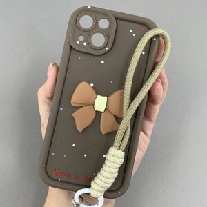 Чохол для Apple iPhone 13 чохол з бантиком з коротким ремінцем на руку на телефон айфон 13 коричневий q01u