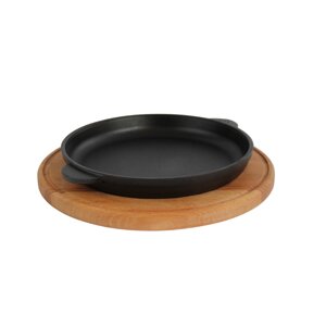 Сковорода чавунна 140 х 25 мм на круглої дерев'яної підставці