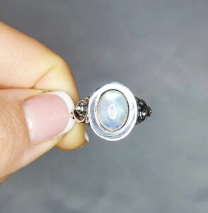 Перстень срібне з місячним каменем 19 4,08