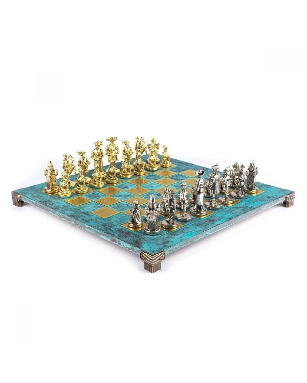Металеві шахи Manopoulos "Середньовічні лицарі" із золотими та срібними шаховими фігурами та шаховою дошкою 44 см від компанії "Cronos" поза часом - фото 1