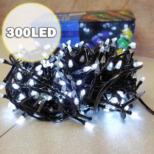 Гірлянда чорний дріт прозора конічна лампа 300 LED (білий) LED300W-2 | Новорічне освітлення
