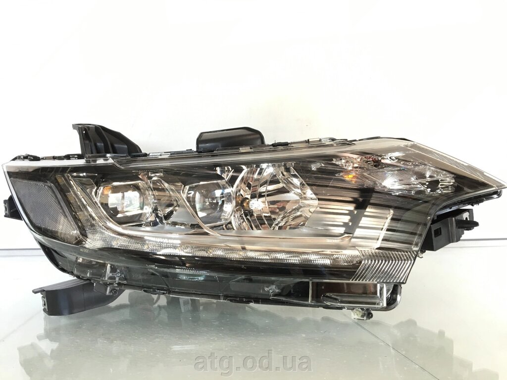 Фара 2 лінзи + led права Mitsubishi Outlander 2016 8301C864 від компанії ATG-Parts - запчастини кузова та оптика - фото 1