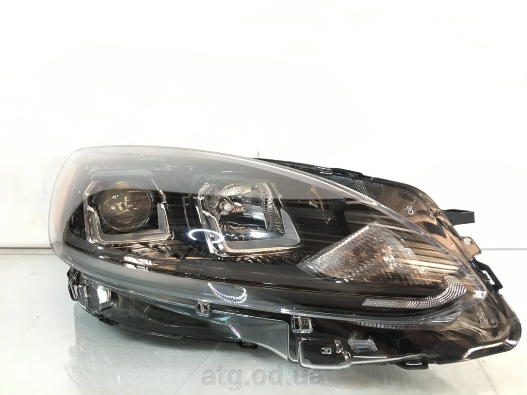 Фара Ford Escape MK4 2020-   галоген Led ДХВ 1 линза LJ6B13W029BF правая від компанії ATG-Parts - запчастини кузова та оптика - фото 1