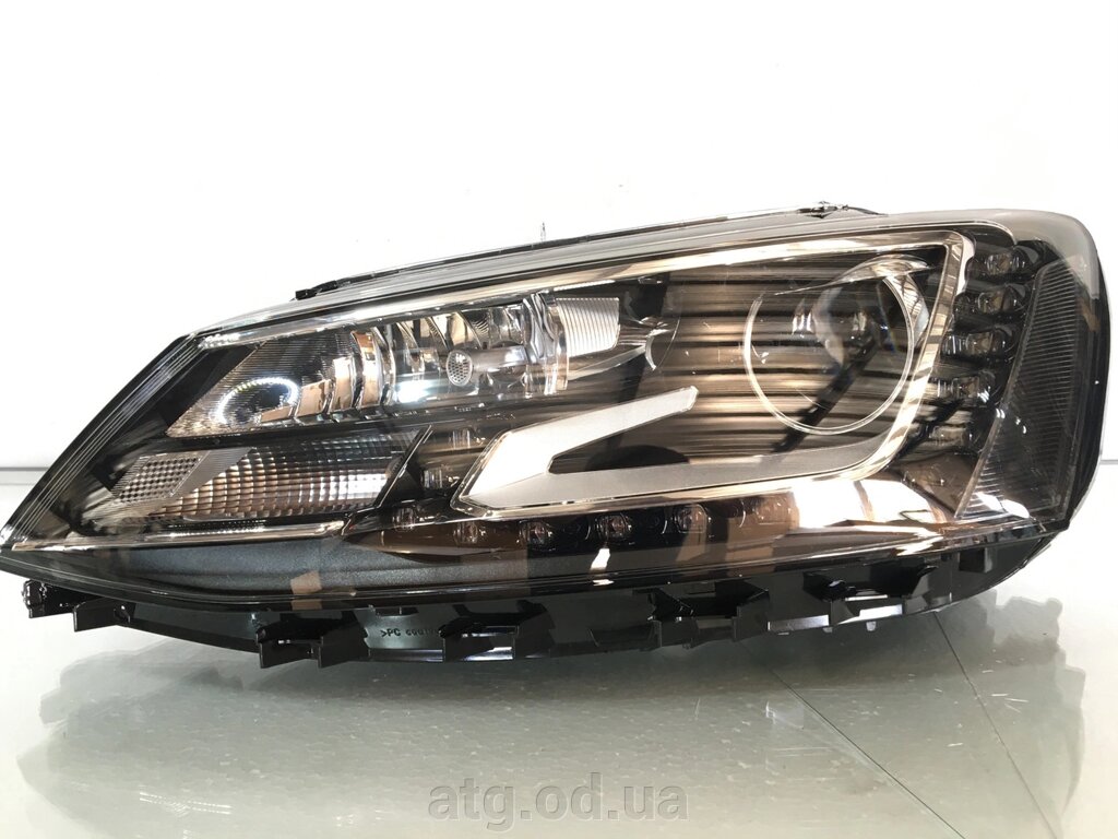 Фара Led передня VW Jetta 2015-2018 5C7941751E ліва від компанії ATG-Parts - запчастини кузова та оптика - фото 1