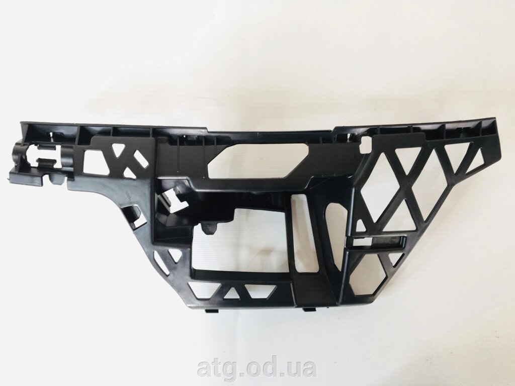 Кріплення переднього бампера ліве под фарою VW Passat 2012-2015 565D807723 від компанії ATG-Parts - запчастини кузова та оптика - фото 1