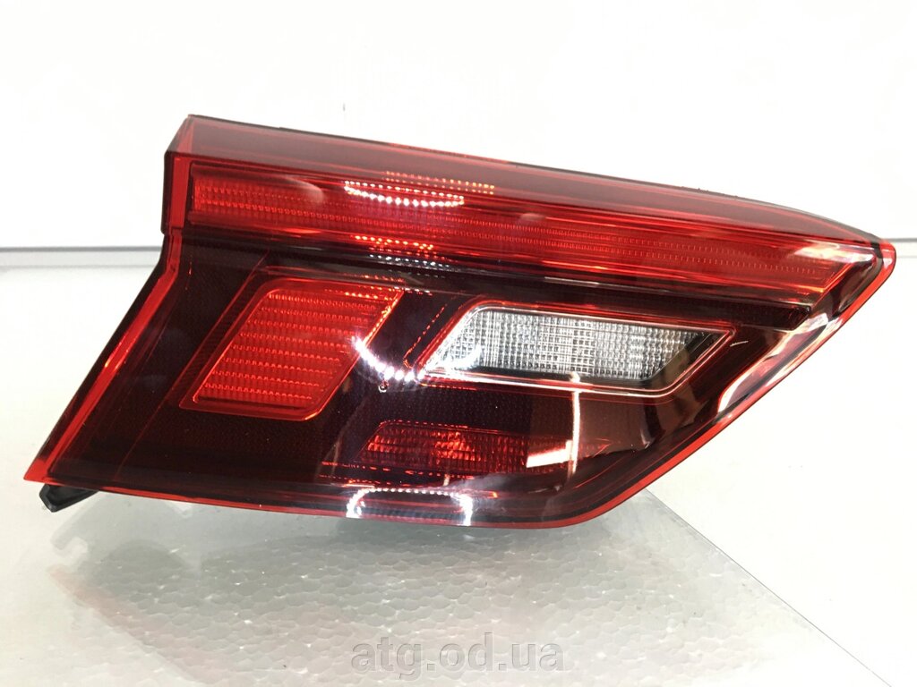 Ліхтар внутрішній Led (в кришку) лівий VW Tiguan 2017, 2018- 5NN945094 комплектація comfort від компанії ATG-Parts - запчастини кузова та оптика - фото 1