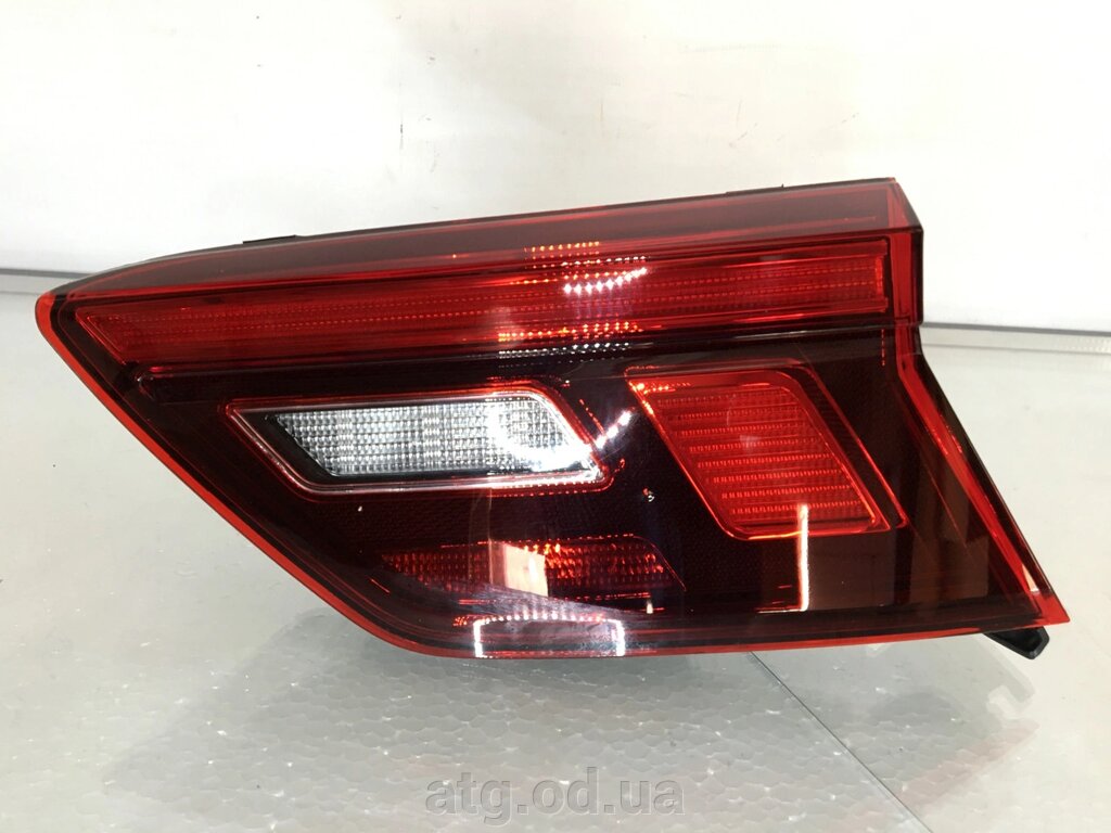 Ліхтар внутрішній Led (в кришку) правий VW Tiguan 2017, 2018- 5NN945093 комплектація comfort від компанії ATG-Parts - запчастини кузова та оптика - фото 1