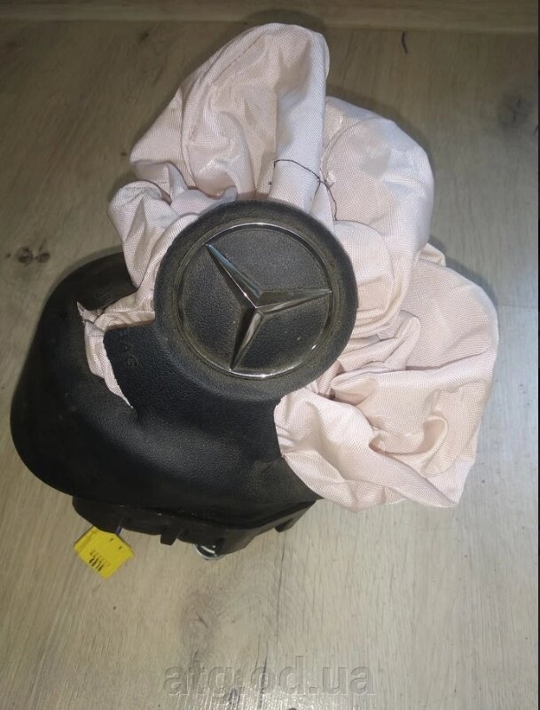 Подушка в кермо ( airbag) під відновлення Mercedes w205 c-class  3078732 від компанії ATG-Parts - запчастини кузова та оптика - фото 1