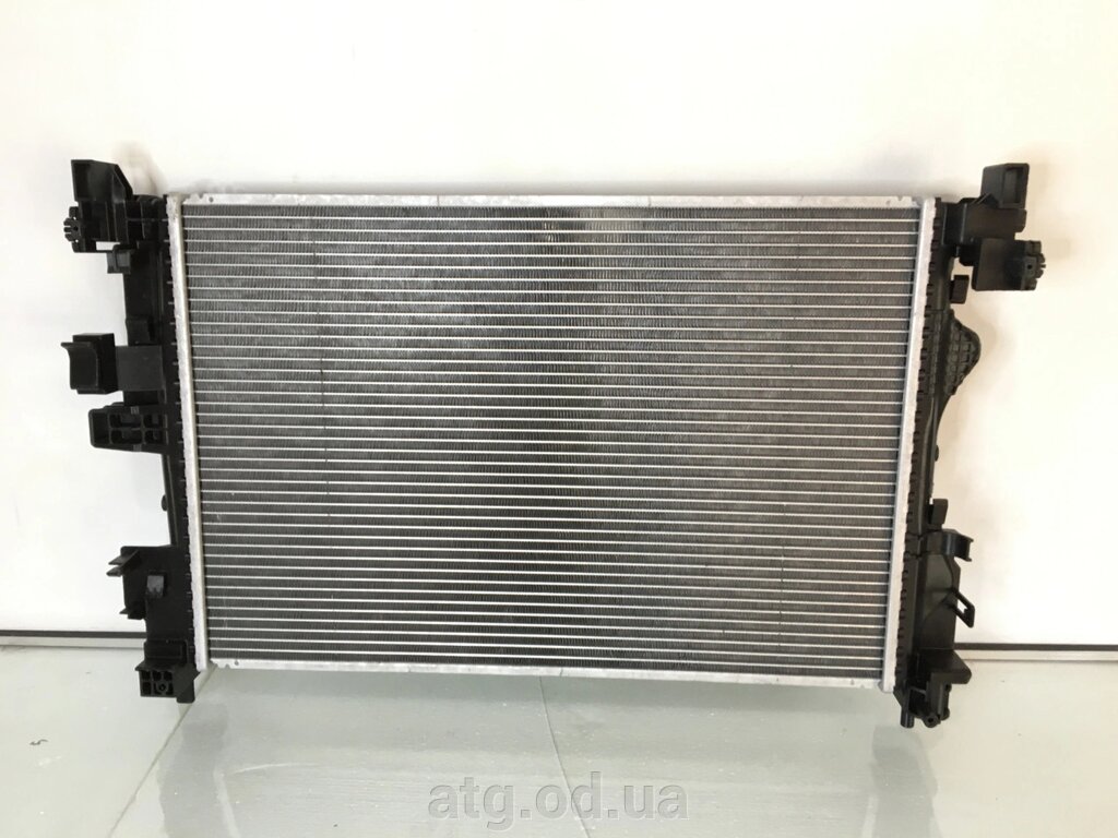 Радіатор охолодження двигуна Jeep Compass 2017-2020  68273401AA від компанії ATG-Parts - запчастини кузова та оптика - фото 1