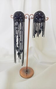 Асиметричні сережки з страз чорного кольору, вечірні сережки, моно сережка 12 см