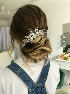 Прикраса у зачіску, гребінь весільний з перлинних намистин, Ksenija Vitali