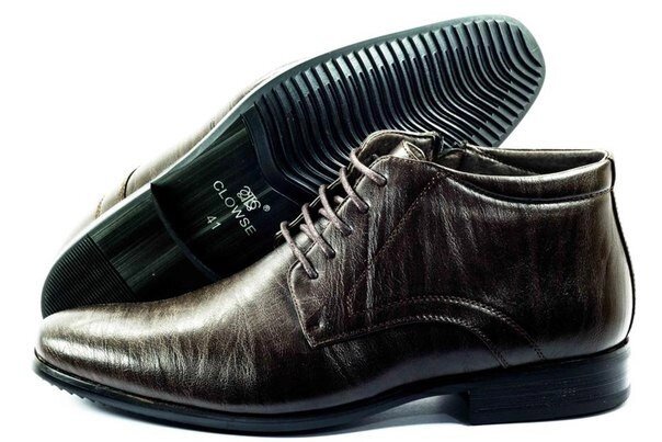 Класичні демісезонні черевики  у коричневому кольорі - переваги