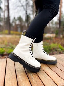 Dr. Martens Jadon "White / Black" Premium (FUR)