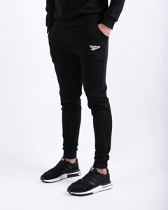 Чоловічі чорні спортивні штани з принтом "Reebok"