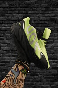 Чоловік Adidas Yeezy Boost 700 Green Black, чоловічі кросівки Adidas ISI BUST 700
