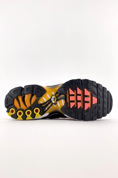 nike air max plus orange tiger