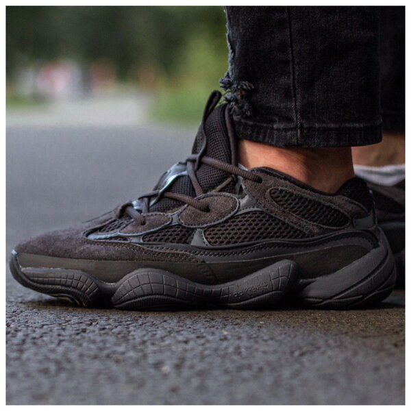 yeezy shoes 500 black