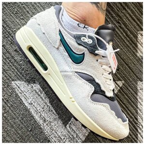 Чоловічі / жіночі кросівки Nike Air Max 1 Patta Protection Pack, сірі замшеві кросівки найк аір макс патта