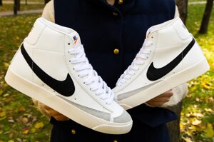 Чоловічі / жіночі кросівки Nike Blazer Mid '77 Vintage, білі шкіряні кросівки найк блейзер мід вінтаж