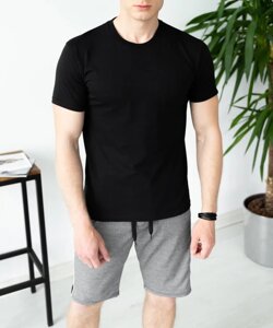 Чоловік річний комплект чорна футболка + сірі шорти з лампасами
