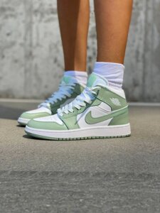Nike Air Jordan 1 Retro Mid Green White 3