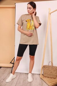 Жіноча бежева футболка вільного крою з принтом "Сімба і налу"