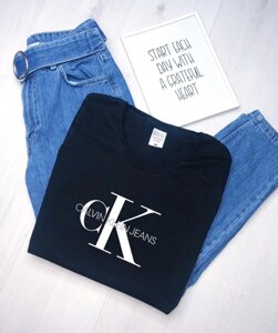 Жіноча чорна футболка з принтом "Calvin Klein Jeans"
