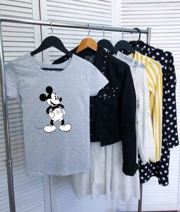 Жіноча сіра футболка з принтом "Mickey"