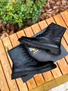 Жіночі черевики Dr. Martens Mono Black (Premium Термо) чорні шкіряні черевики та ін мартенс