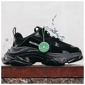 Жіночі кросівки Balenciaga Triple S Clear Sole Black, чорні шкіряні кросівки баленсіага тріпл з баленсіяга