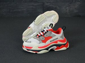 Женские кроссовки Balenciaga Triple S Grey Red, кроссовки баленсиага трипл с, кросівки Balenciaga, баленсияга