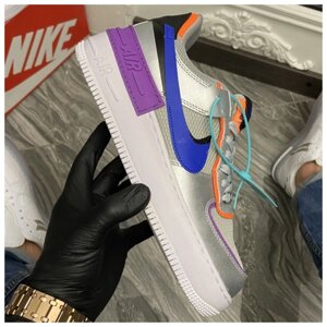 Жіночі кросівки Nike Air Force 1 '07 Низький тінь срібло, срібні кросівки Nike Air Force 1 Риболовля