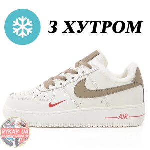 Жіночі зимові кросівки Nike Air Force 1 Low Mocco Winter Fur TM Essential (Міх), шкіряні білі найк аїр форс