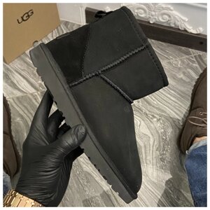 Жіночі зимові UGG Classic II Mini Black 2, чорні замшеві уггі класик міні жіночі черевики уги зимові