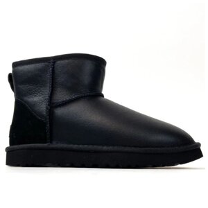 Жіночі зимові UGG Classic II Mini Black Leather чорні шкіряні уггі класик 2 міні жіночі черевики уги зимові