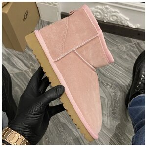 Жіночі зимові Ugg Classic Mini Suede Pink, рожеві замшеві уггі класик міні жіночі черевики уги зимові