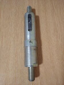 Вал колеса опорно-приводного 509.046.6411 сівалки УПС