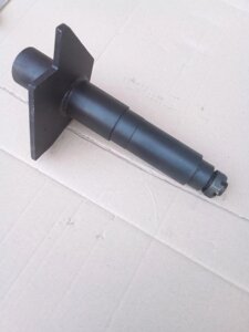 Ось СЗГ 00.671-01 в зборі з косинкою опорного колеса сівалки СЗ-3.6