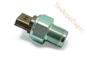 Датчик тиску в паливній рейці двигуна RE523811 John Deere