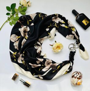Дизайнерська хустка "Чорна з білими квітами" від бренда My Scarf, натуральні камені