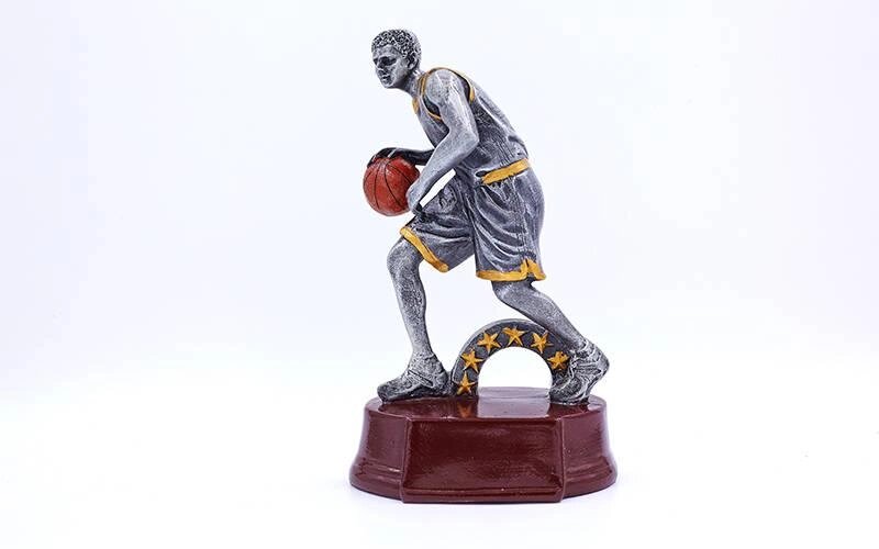 Статуетка (фігурка) нагородна спортивна Баскетбол Баскетболіст C-1557 (р-р 21х13х9 см) від компанії Спортивний інтернет - магазин "One Sport" - фото 1