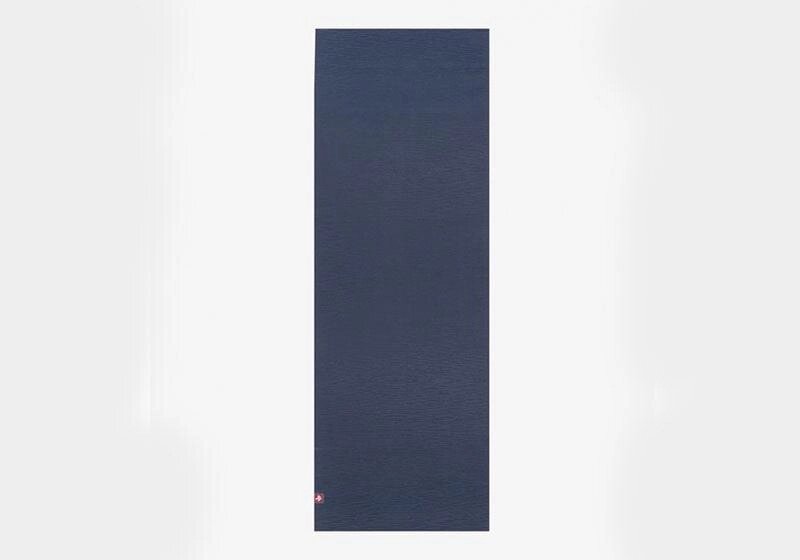 Килимок для йоги Manduka eKO Lite Long 79'' Midnight 200x61x0.4 см від компанії Придбай - фото 1